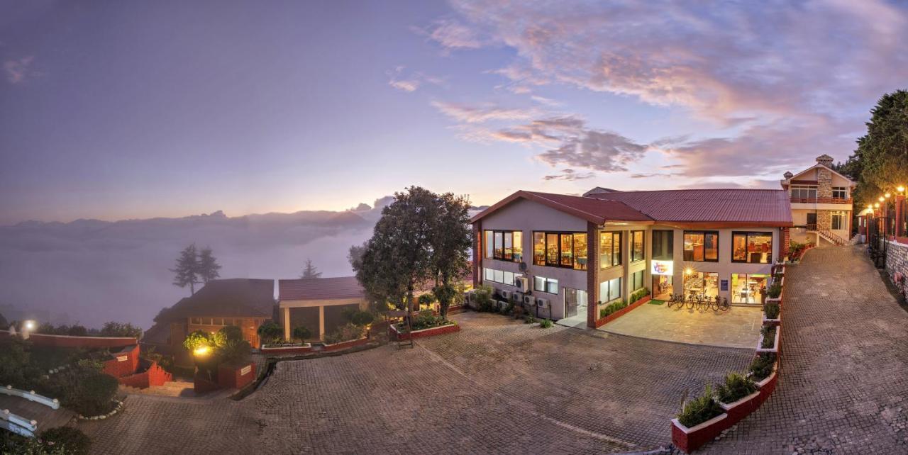 Club Mahindra Kanatal Luaran gambar