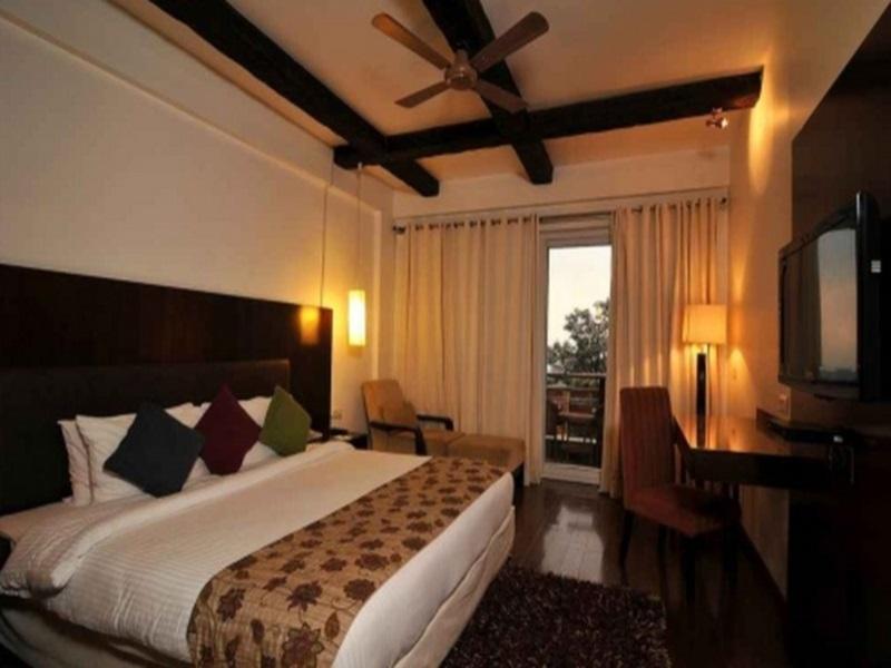 Club Mahindra Kanatal Luaran gambar